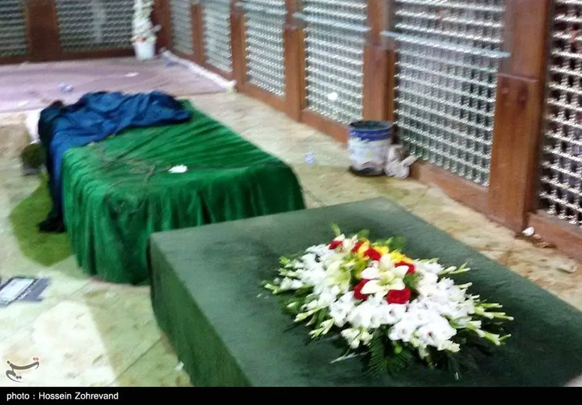 برگزاری مراسم پنجشنبه آخر سال در حرم امام(ره)
