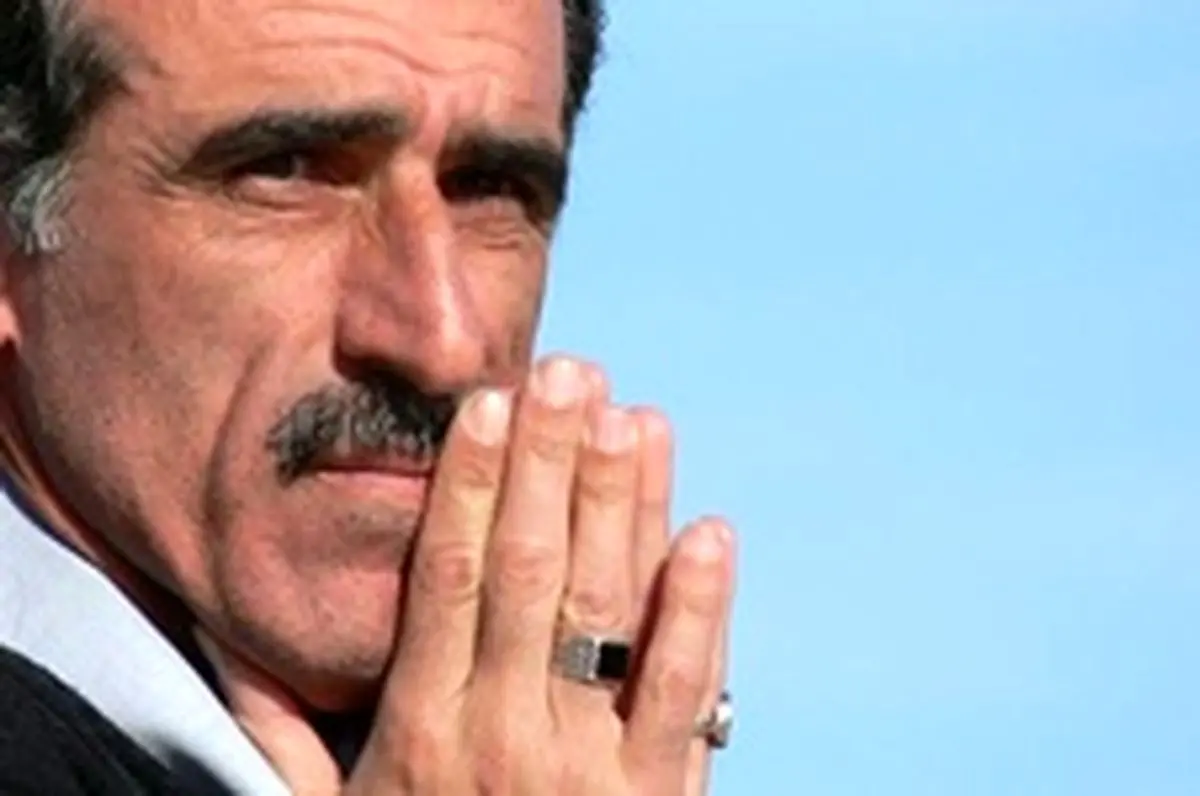 کناره‌گیری محمد احمدزاده از سرمربیگری ملوان
