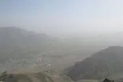 غبار شدید آسمان فریدونشهر از فراز کوه «دید دزری»+ تصاویر