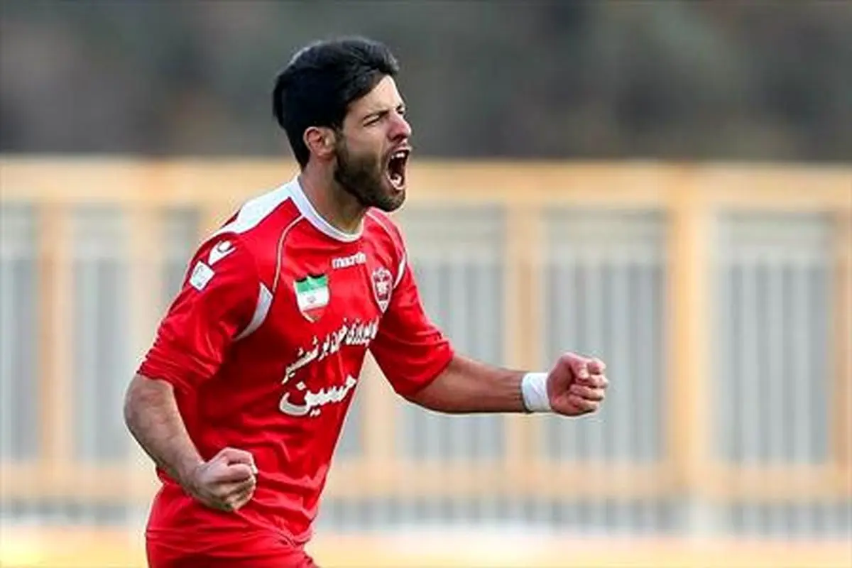 عباس زاده پرسپولیسی می شود؟
