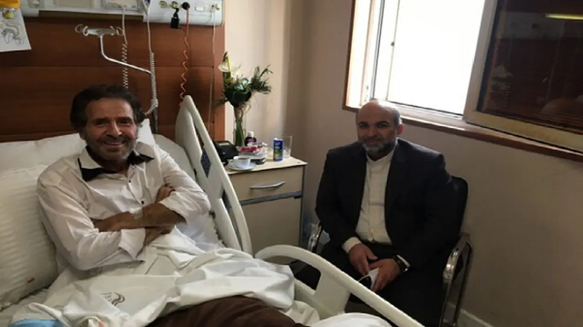 مشاور وزیر فرهنگ به عیادت ابوالفضل پورعرب رفت