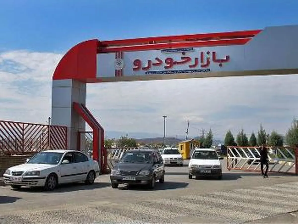 فعالیت دلالان بازار خودرو، باعث رشد قیمت‌ها شد 