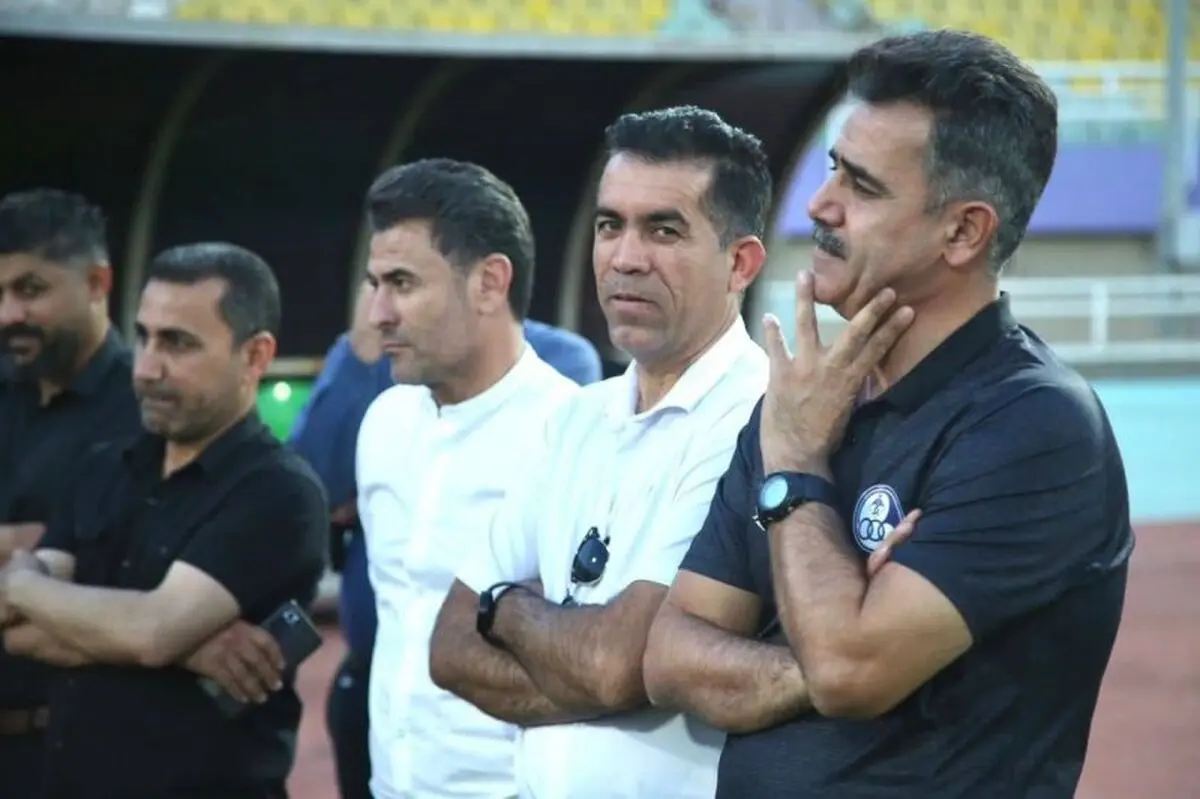 
استقلال این ۴ بازی را ببر تا فولاد تنها نباشد
