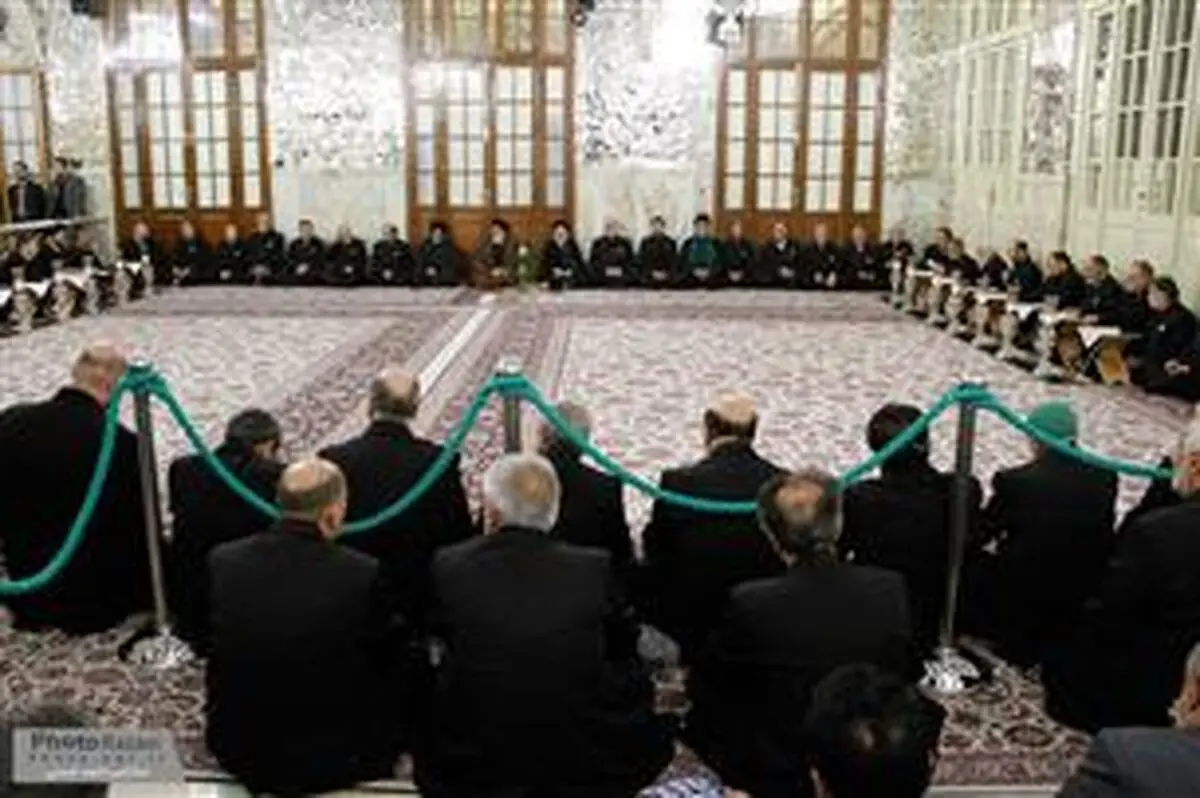 
برگزار آیین سنتی "صفه" در بارگاه منور رضوی
