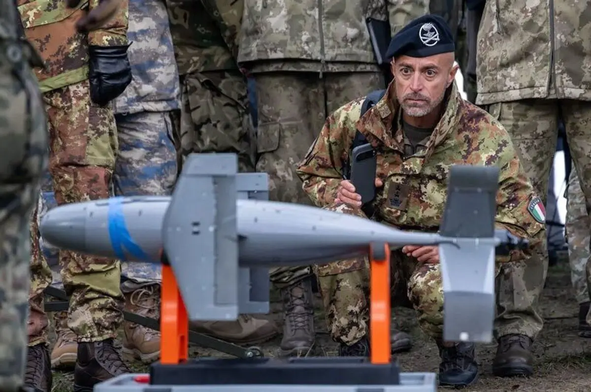 
رونمایی غرب از تصاویر جالب کپی ارزان پهپاد شاهد ایرانی!
