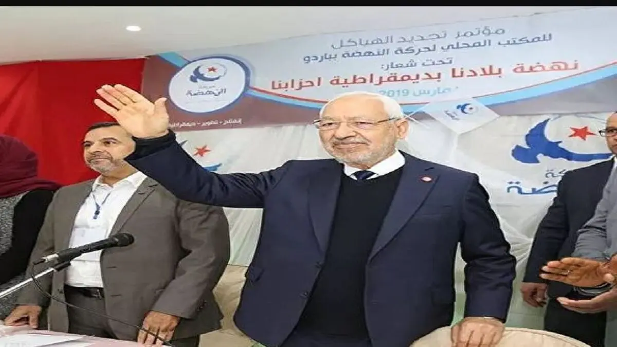 رأی اعتماد حزب النهضه از دولت تونس سلب شد

