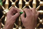 دخیل بستن به پنجره فولاد، خرافه یا واقعیت؟