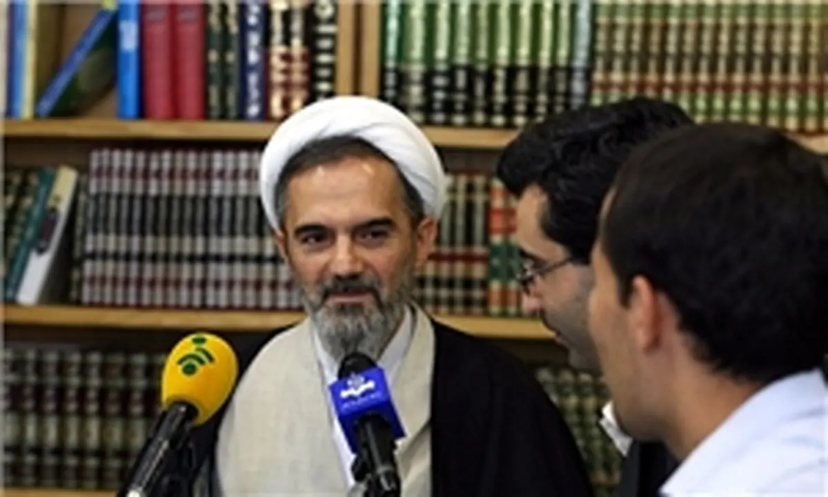 ماه ساعت ۴:۳۷ دقیقه بامداد فردا می‌گیرد