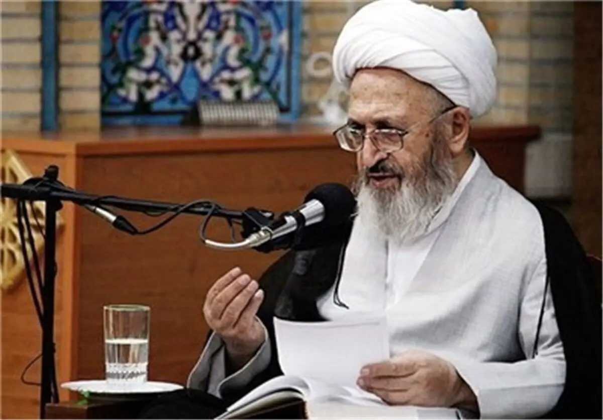  استکبار توسط حکام مرتجع حرم‌های آل الله را نشانه رفته است 