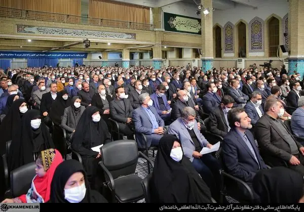 دیدار کارآفرینان، تولیدکنندگان و دانش بنیان‌ها با رهبر انقلاب/گزارش تصویری