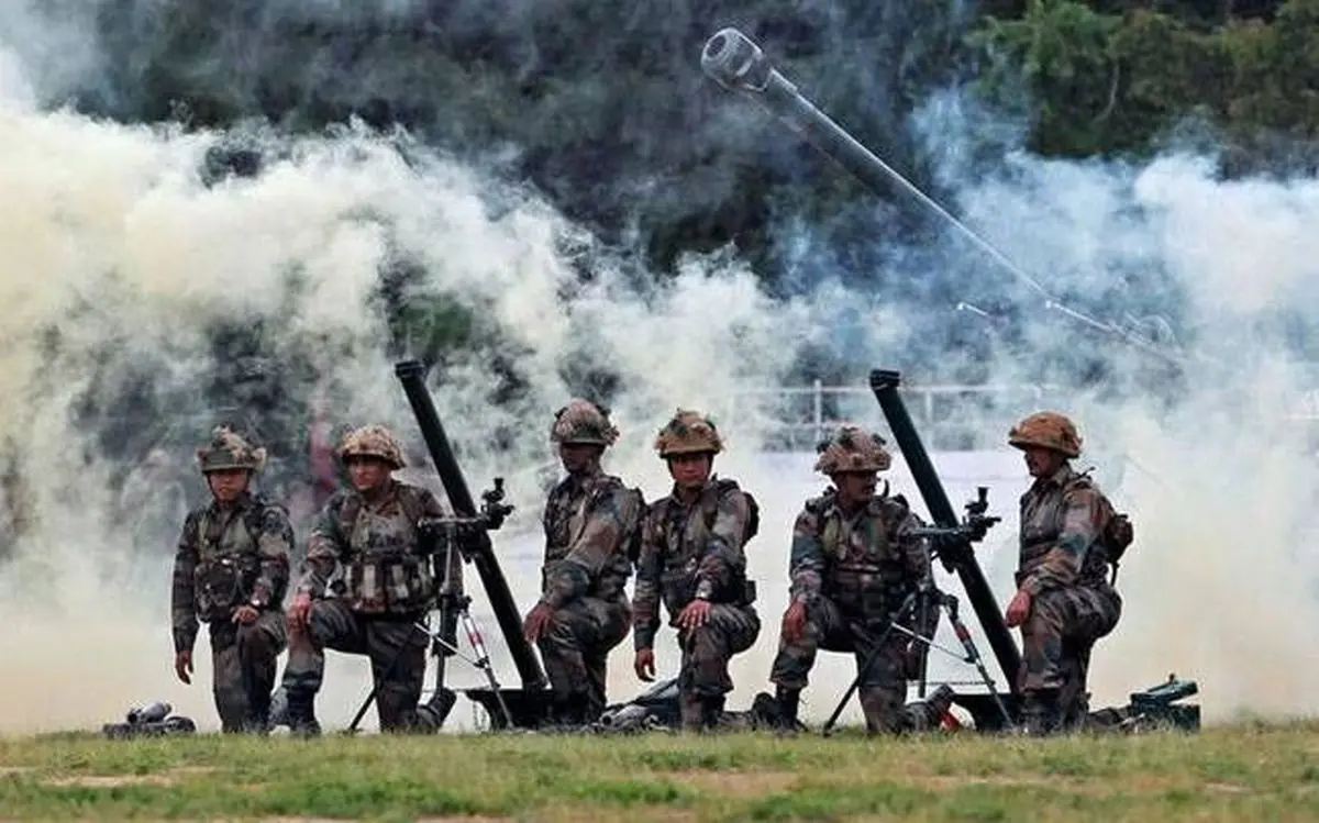 ارتش هند یک پایگاه پاکستان را بمباران کرد