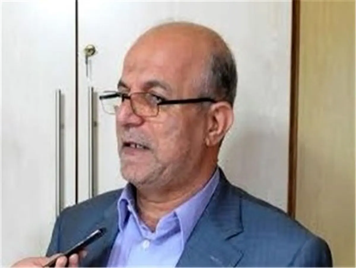 کارگران بندر فریدونکنار ۶ ماه حقوق نگرفتهاند