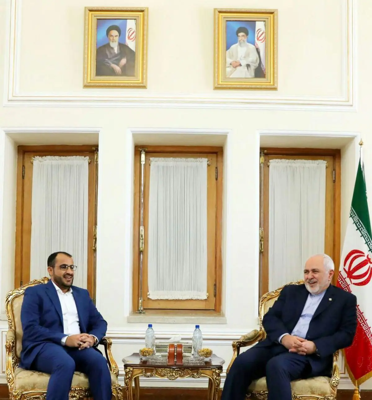 دیدار ظریف با سخنگوی انصارالله یمن