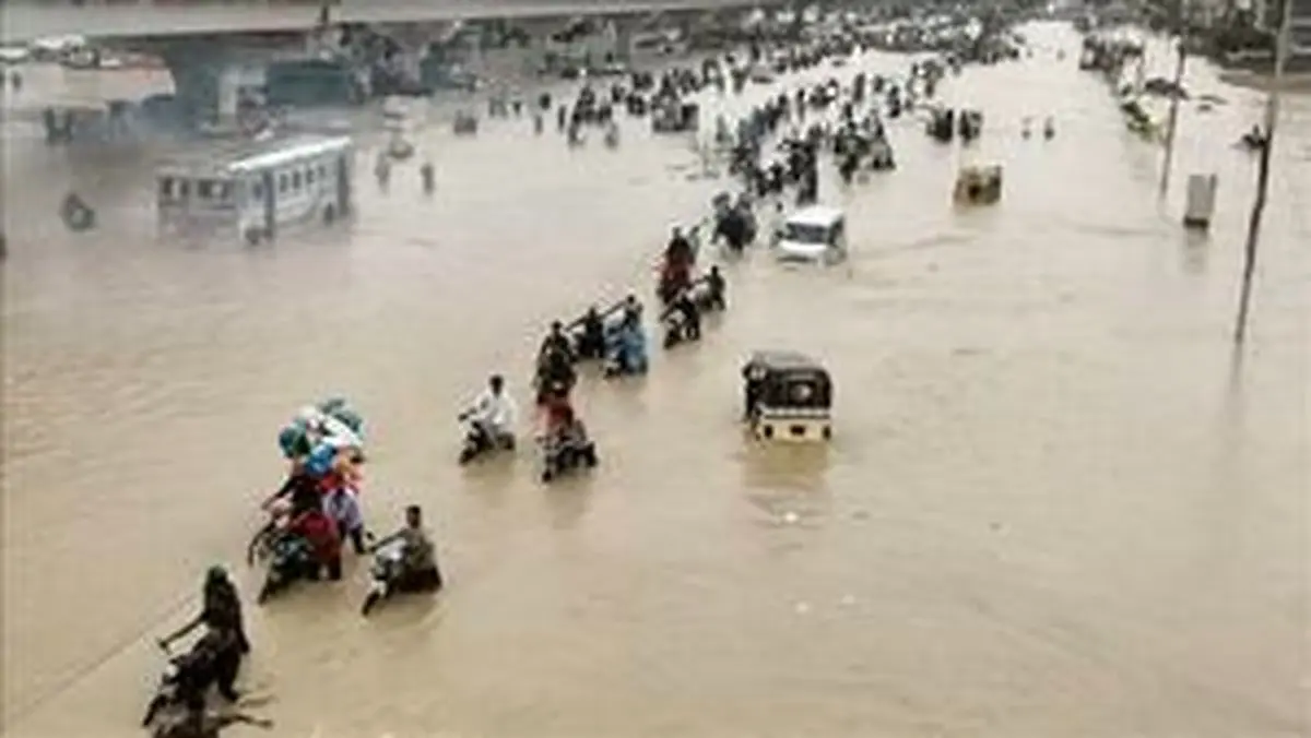 سیلاب مرگبار در پاکستان/ ۲۰۹ نفر پاکستانی کشته شدند