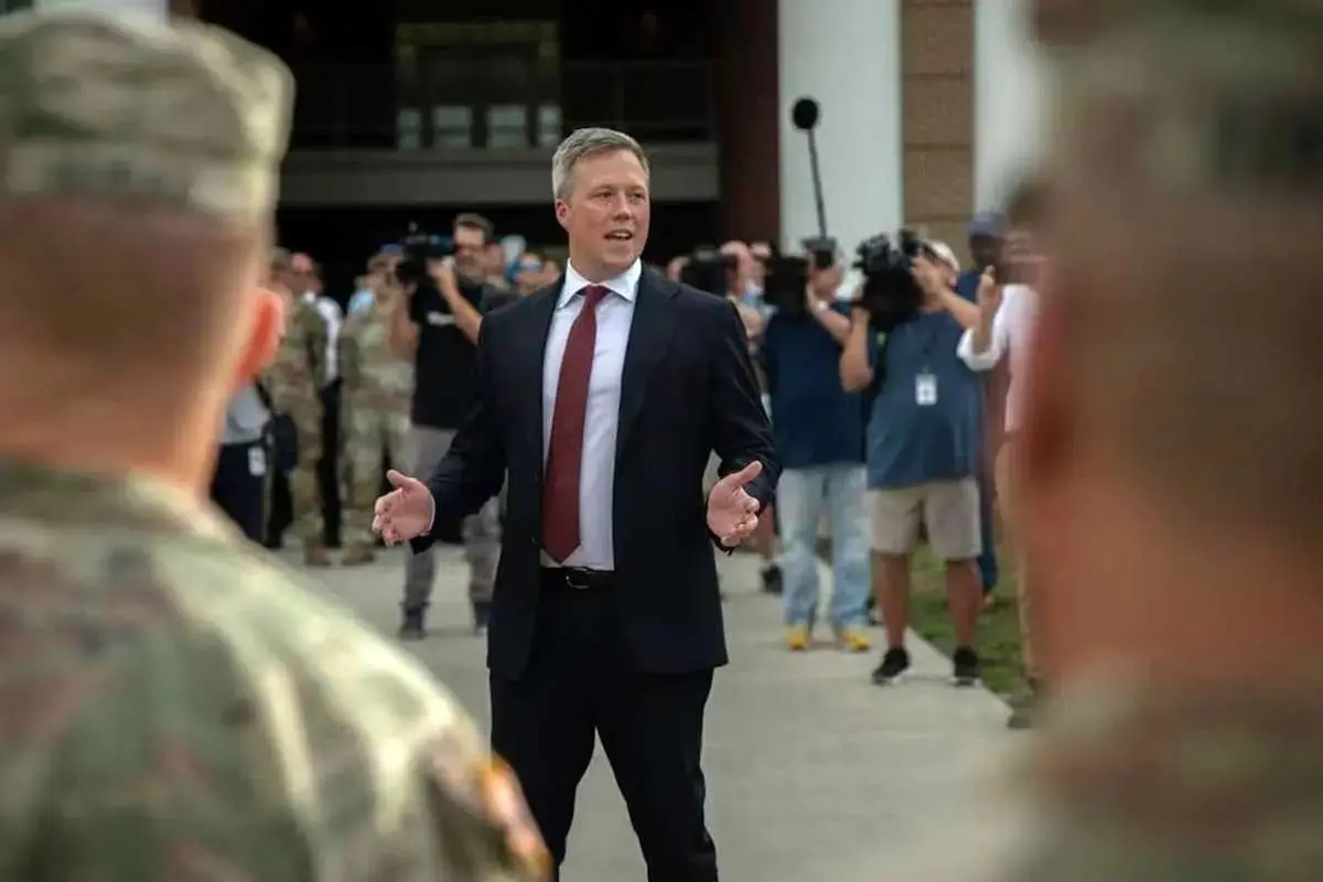 تنش میان هگست و وزیر ارتش آمریکا