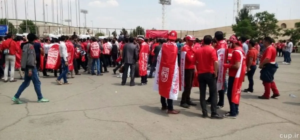 درگیری هواداران استقلال و تراکتور