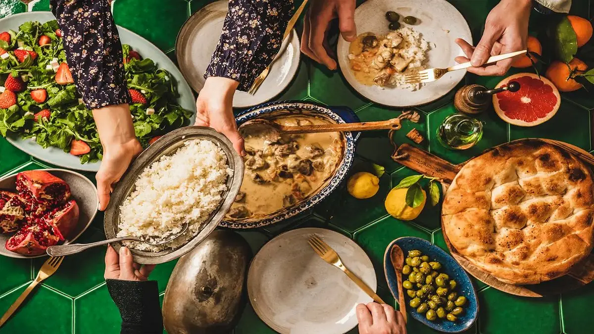 خوراکیهای مناسب پاکسازی بدن از سموم در ماه رمضان
