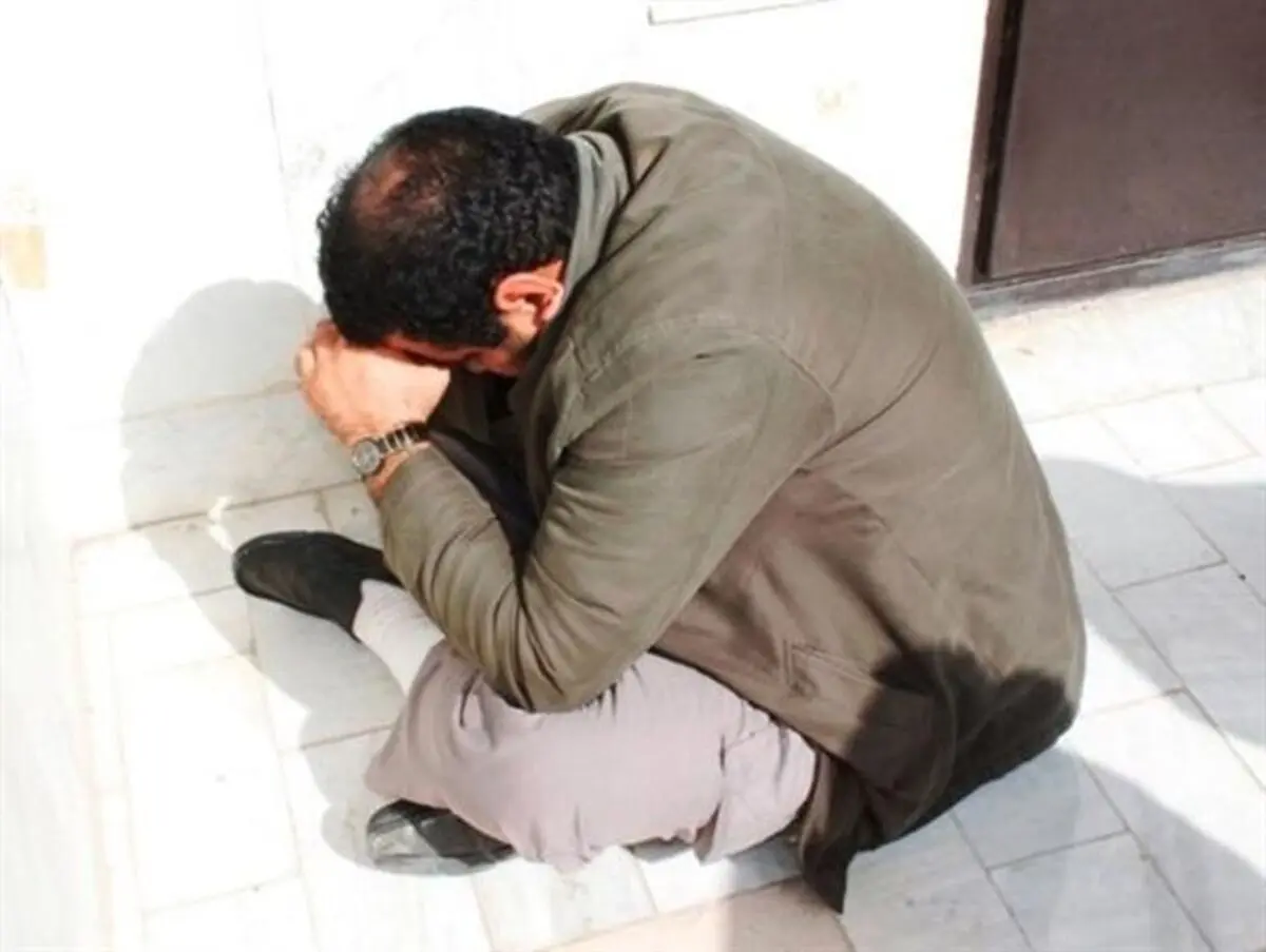 سرقت
، ده دقیقه بعد از آزادی از زندان توسط یک سارق در کاشمر
