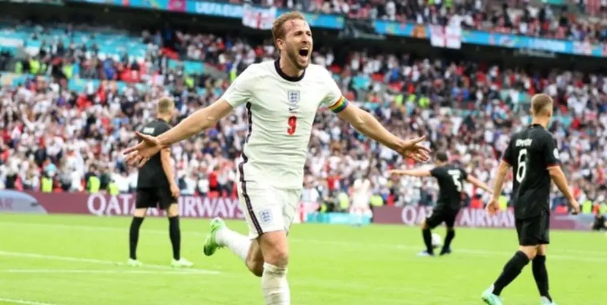 ترکیب منتخب انگلیس و دانمارک از نگاه هواسکورد