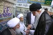 دیدار آیت‌الله وحید خراسانی با امام خامنه‌ای/ عکس