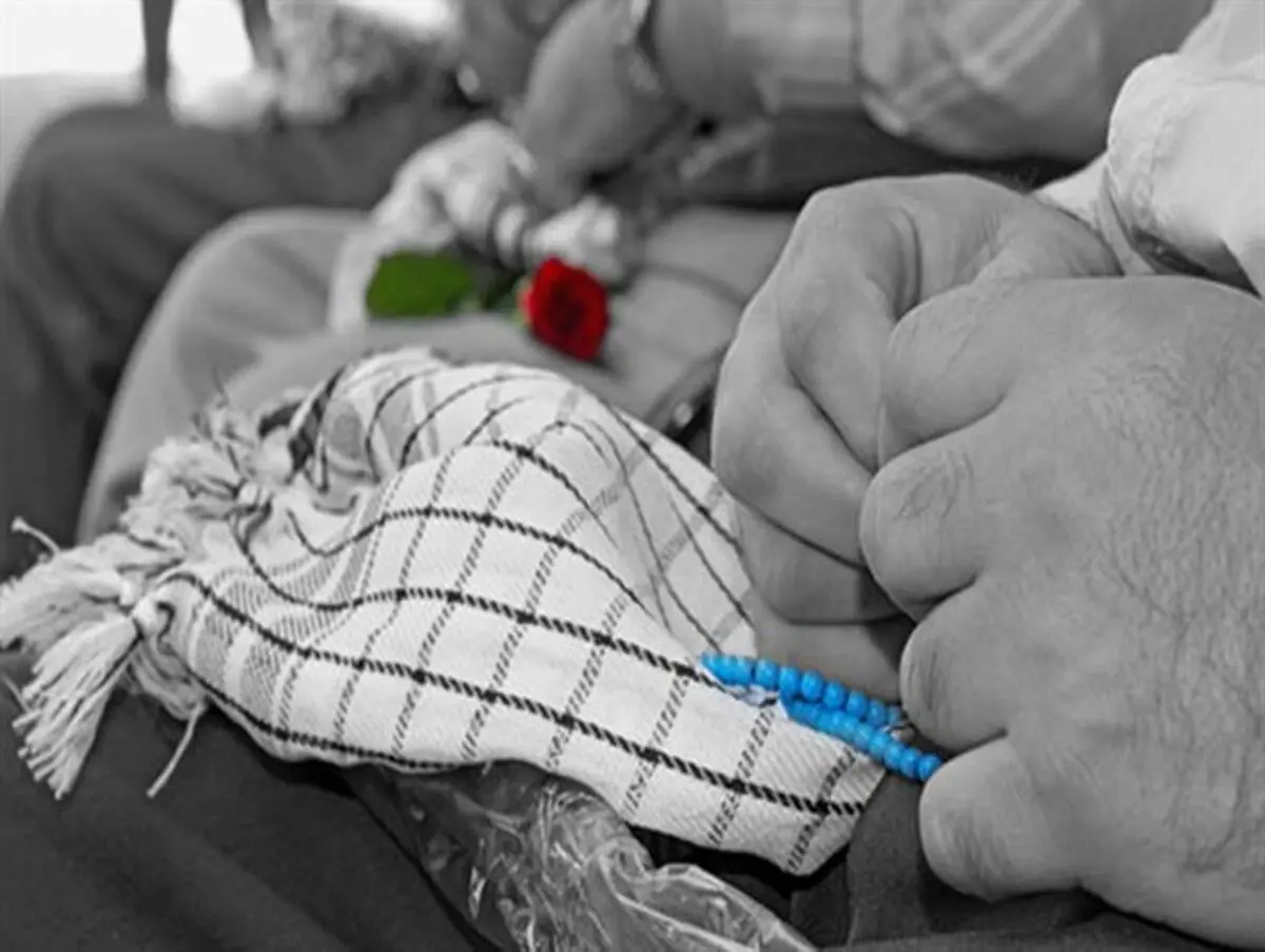 فکر روز و شبم تأمین هزینه های میلیونی همسر جانبازم شده است