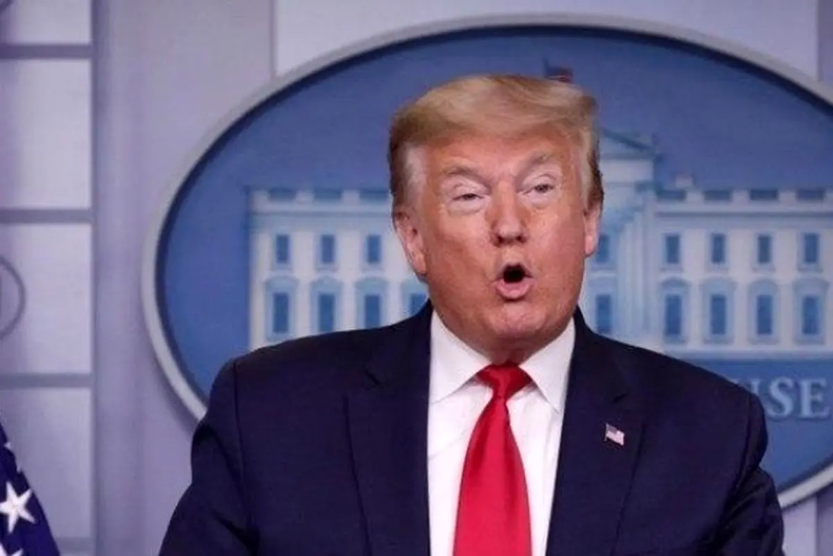 نشانه‌های مخمصۀ ترامپ در یک سخنرانی اجباری