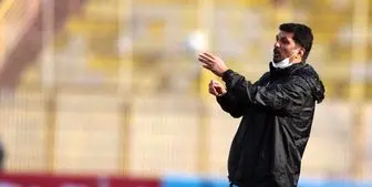 حسینی: بازیکن ما به استقلال گل را کادو داد