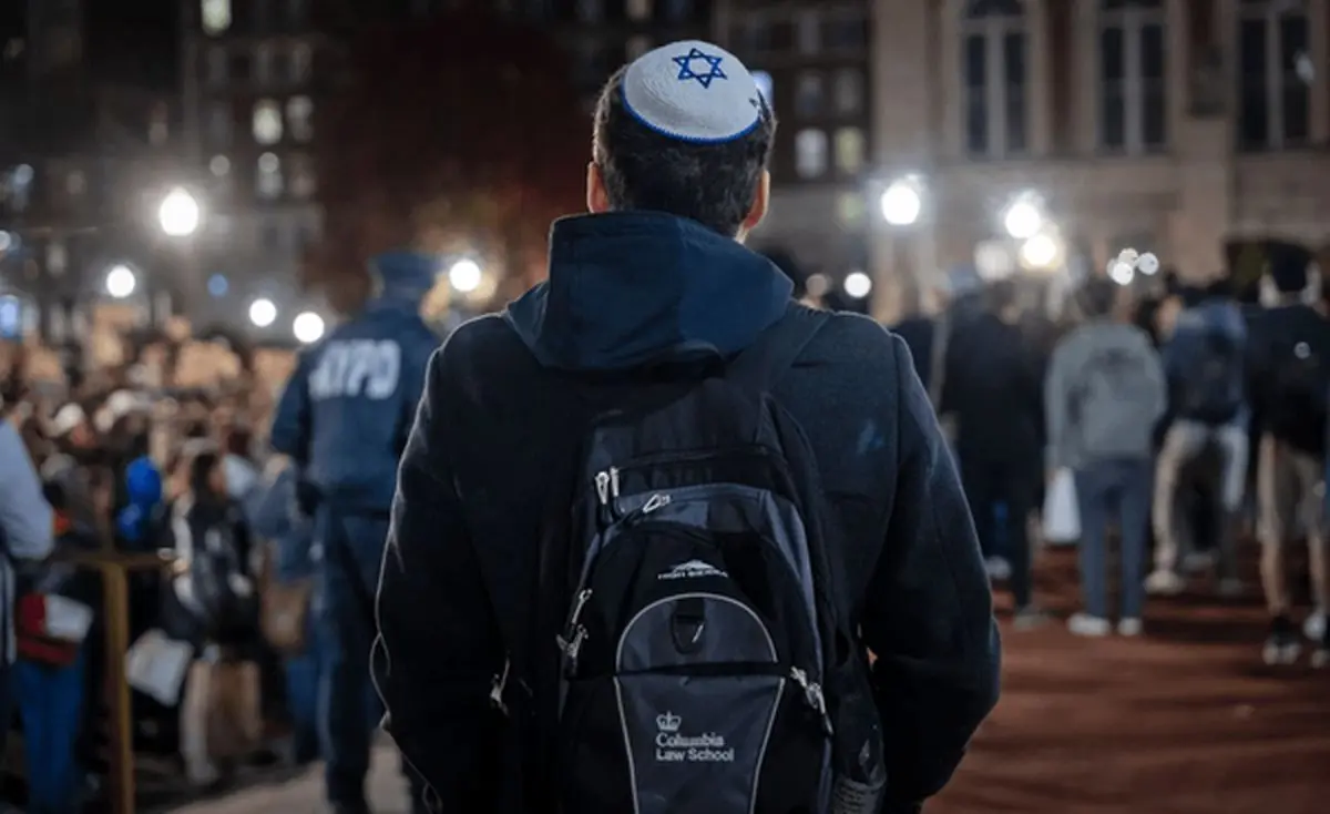 دانشجویان یهودی آمریکایی هویت خود را مخفی می‌کنند
