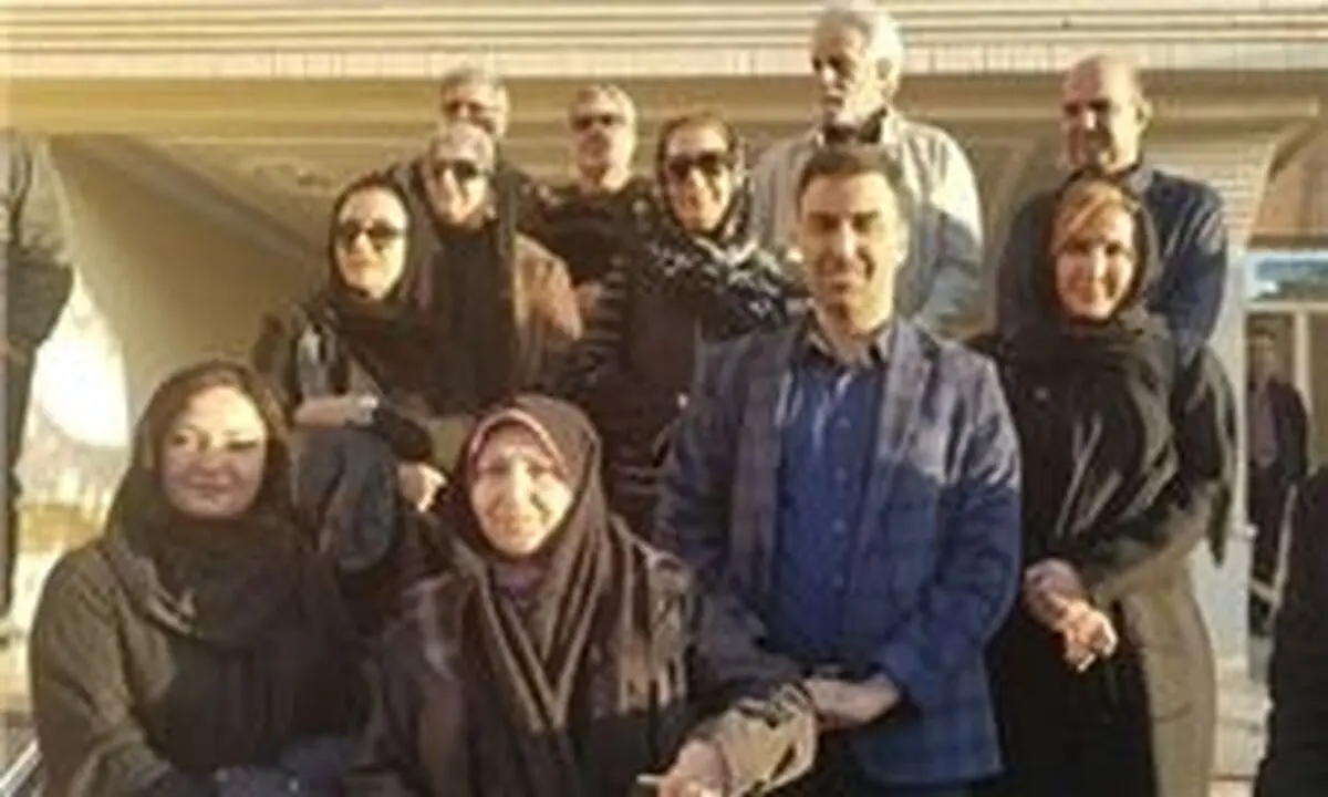 دومین کاروان سینماگران وارد مناطق زلزله زده شدند