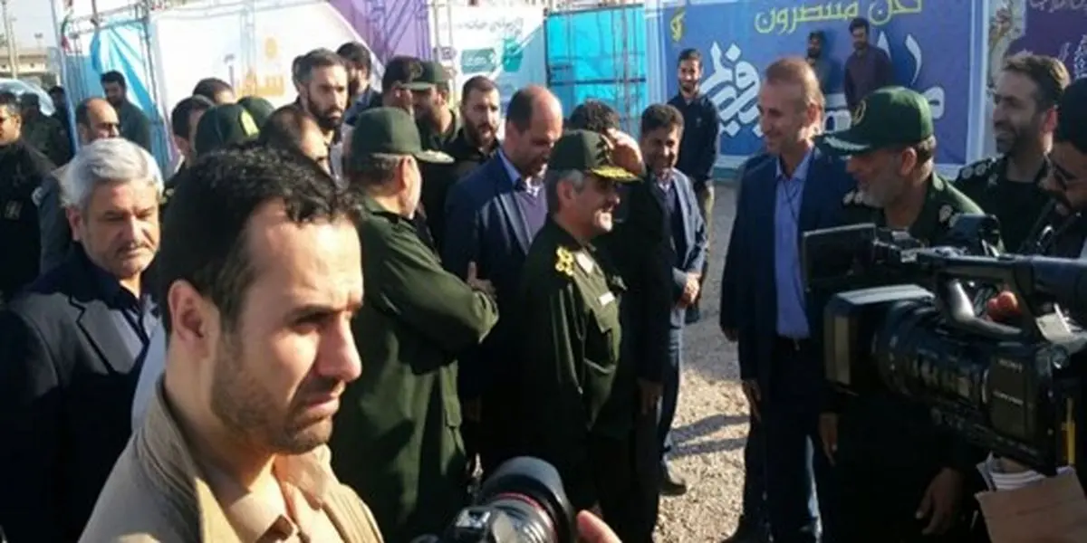 بازدید فرمانده سپاه پاسداران از شهر آبی خرمشهر