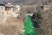 آب این رودخانه سبز شد + عکس