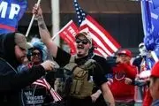 درگیری شدید طرفداران ترامپ با پلیس کنگره آمریکا +عکس و فیلم