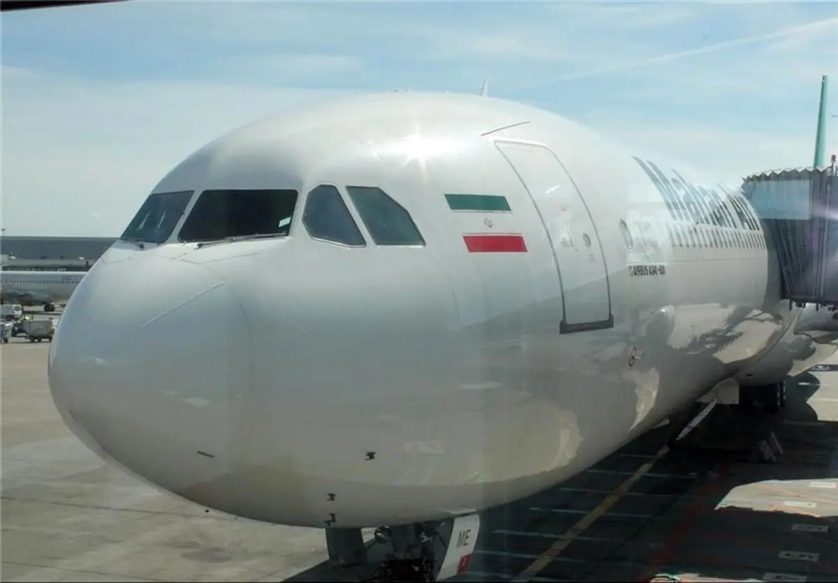 گریه مهمانداران به دلیل حال بد مسافران