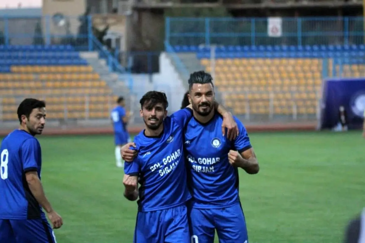 سعید صادقی استقلالی است یا پرسپولیسی؟
