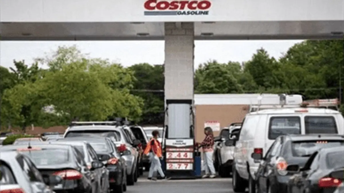 رکورد ۳۰ ساله قیمت بنزین در آمریکا شکسته شد