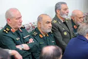 تصاویر دیدار جمعی از فرماندهان نیروهای مسلح با فرمانده معظم کل قوا