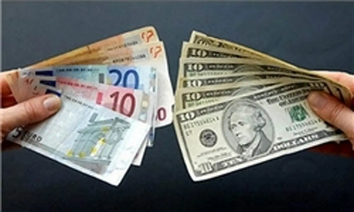 کاهش قیمت دلار و پوند در بازار امروز