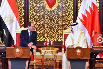 رئیس جمهور مصر به بحرین سفر کرد+تصاویر