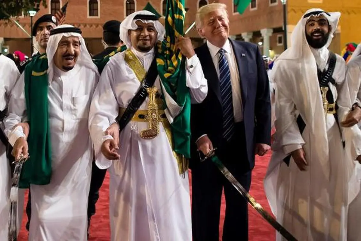 لس‌آنجلس تایمز: چرا ایران باید دشمن و عربستان دوست ما باشد؟ 