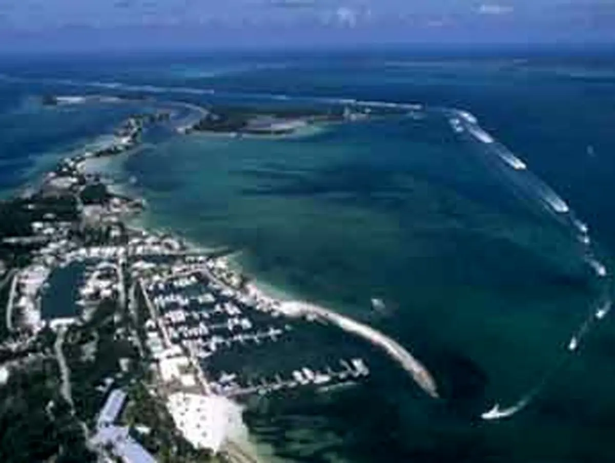 At least ۱۱ Haitian migrants die in capsizing
