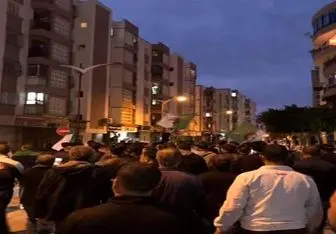 تظاهرات مردم در داخل و خارج الجزایر