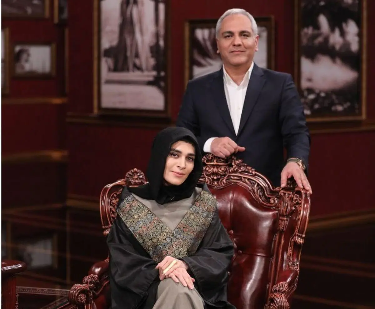 آنچه در «دورهمی» دیشب گذشت/ ماجرای فوتبال بازی کردن خانم بازیگر با پسرها
