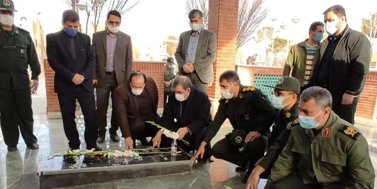 ادای احترام دبیر مجمع تشخیص مصلحت نظام به شهدای کردستان