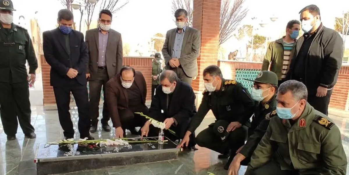 ادای احترام دبیر مجمع تشخیص مصلحت نظام به شهدای کردستان