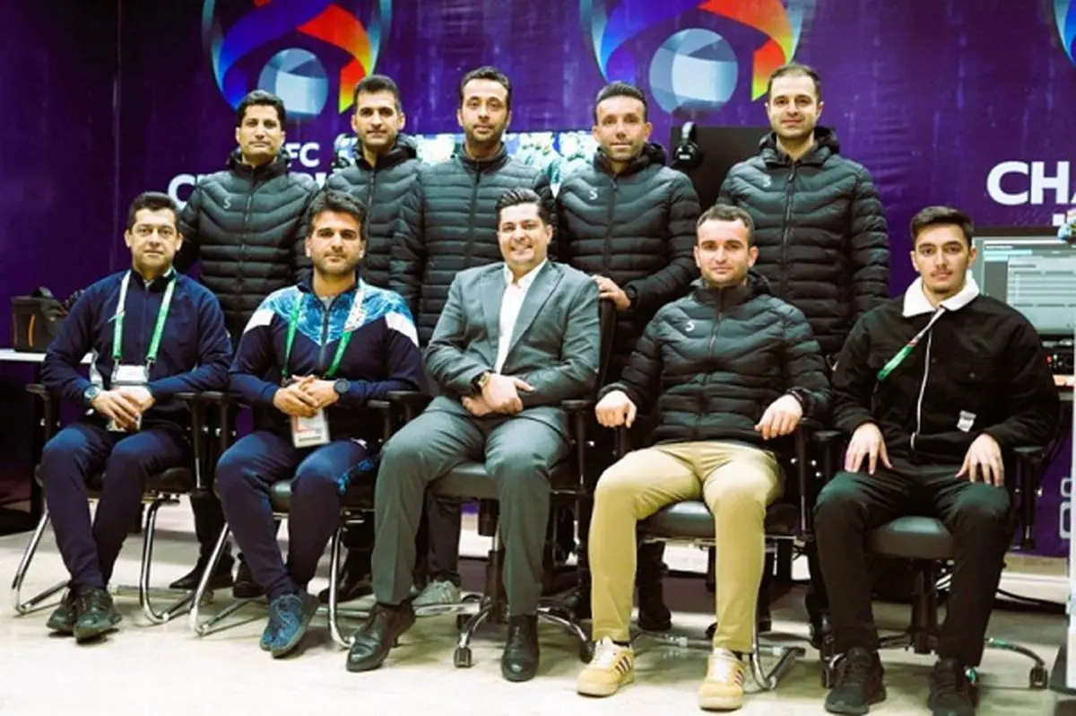 ورود داوران دربی به استادیوم آزادی