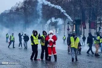 سرکوب معترضان ضد دولتی در پاریس با گاز اشک‌آور
