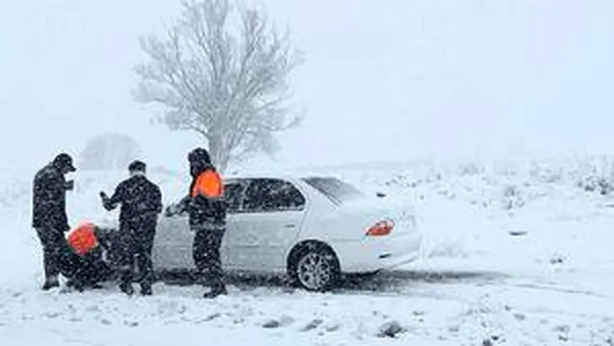 
آماده‌باش راهداری تهران برای هوای برفی
