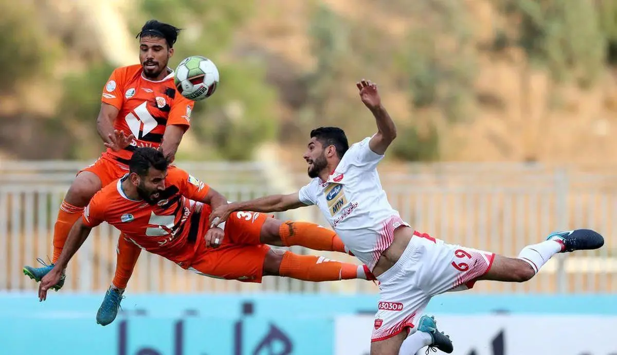 تلاش یک استقلالی برای متوقف کردن پرسپولیسی ها