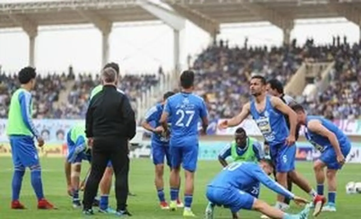 
درگیری هواداران خونه به خونه و استقلال

