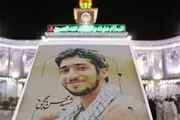 حضور عباس‌ جدیدی در مراسم تشییع شهید حججی
